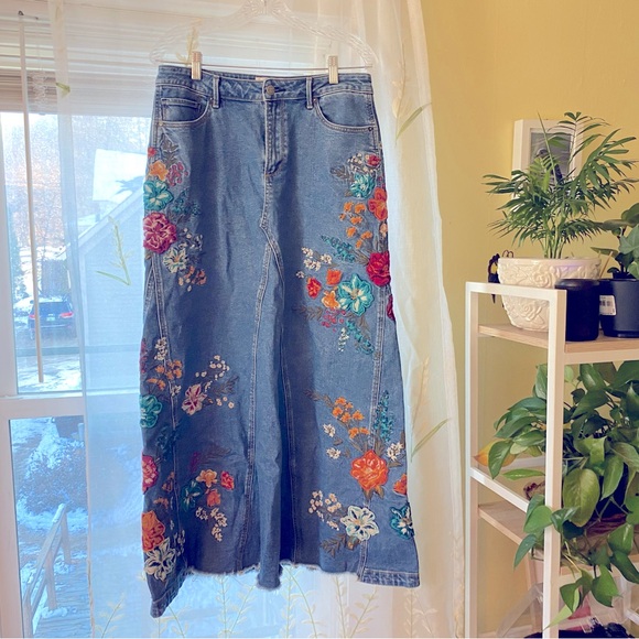 Free People Dresses & Skirts - Free People | Floral Embroidered Denim Skirt